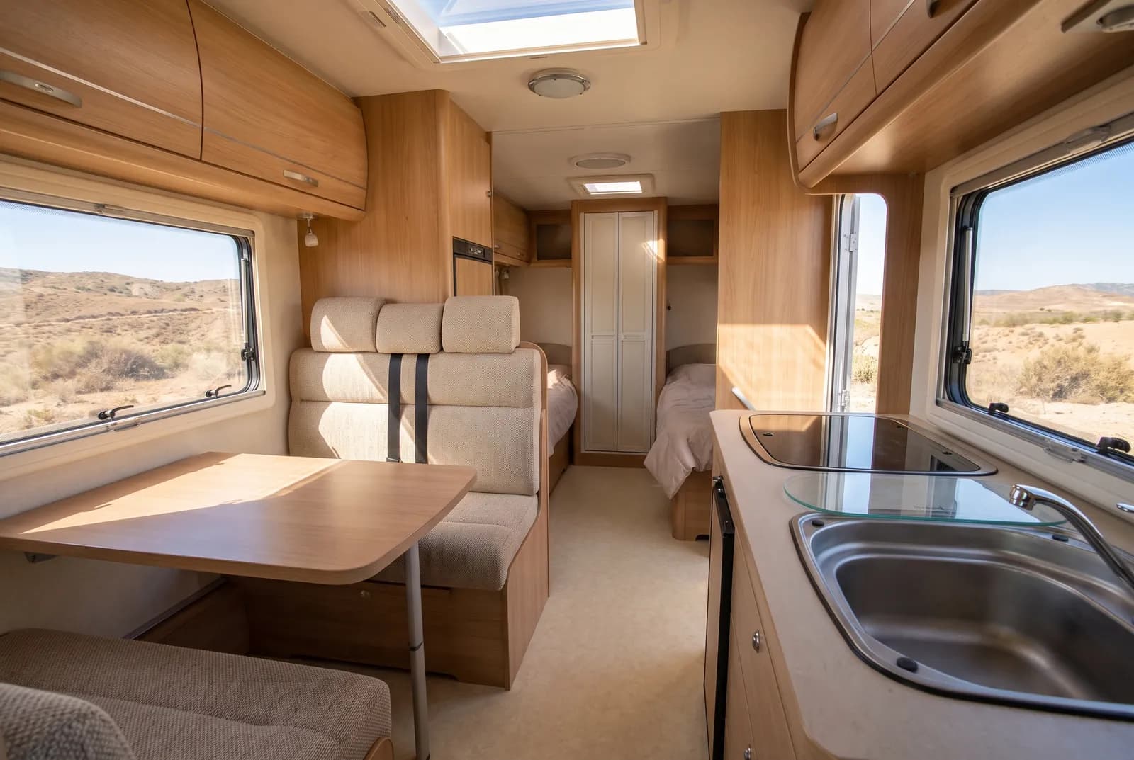 Interieur van een Benimar